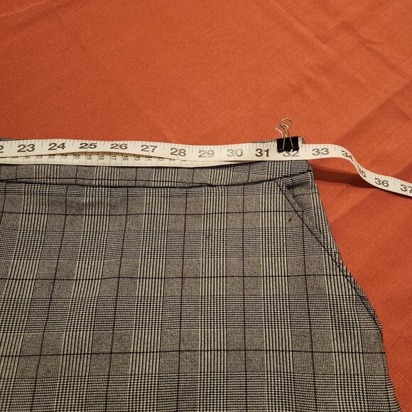 Women's Grey Sz XL Plaid Fitted Mini Skirt Preppy Officesiren - Picture 7 of 8